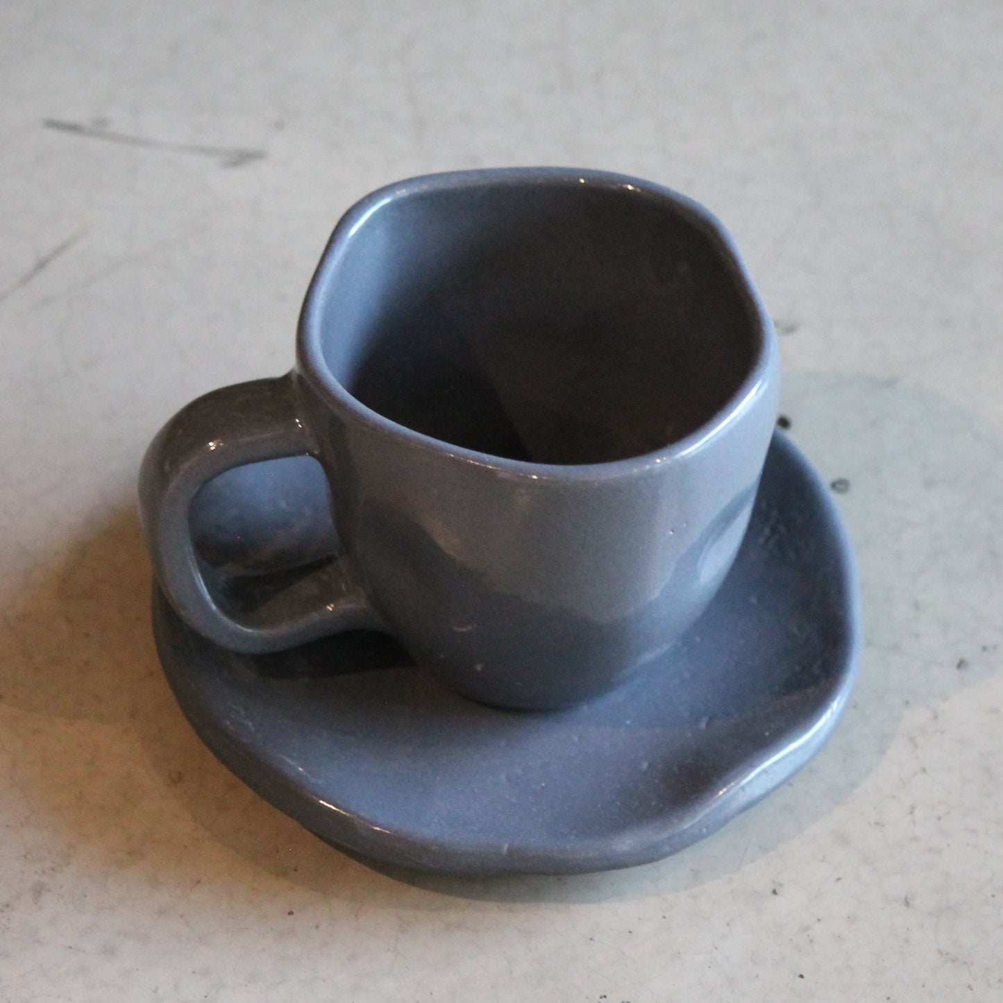 Taza Gris De Ceramica