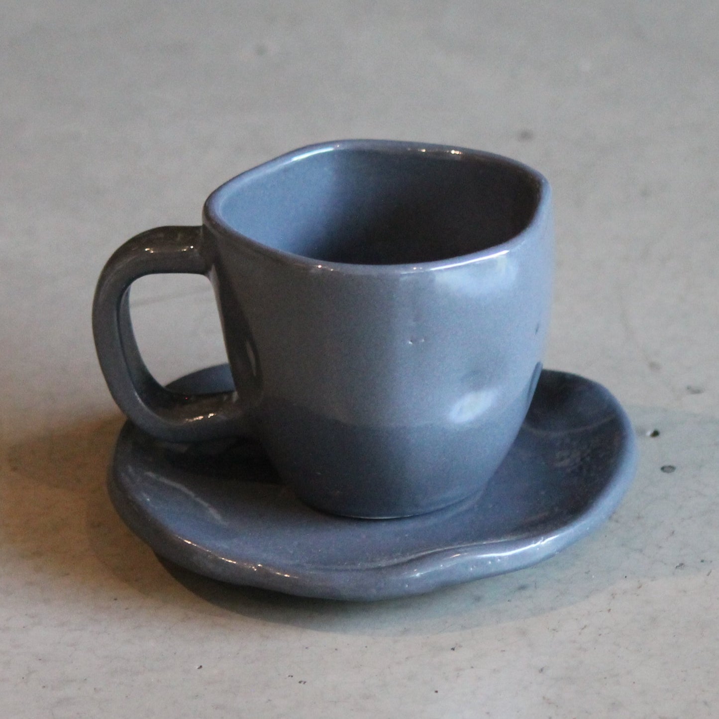 Taza Gris De Ceramica